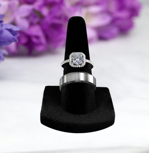Flexzion Ring Display Finger Shaped Velvet Single Ring Holder, Ring Displays for Selling or Personal Use, Ring Stand for Jewelry, Prong Ring, Championship Ring, and More, 6 Pack, Black - Image 3